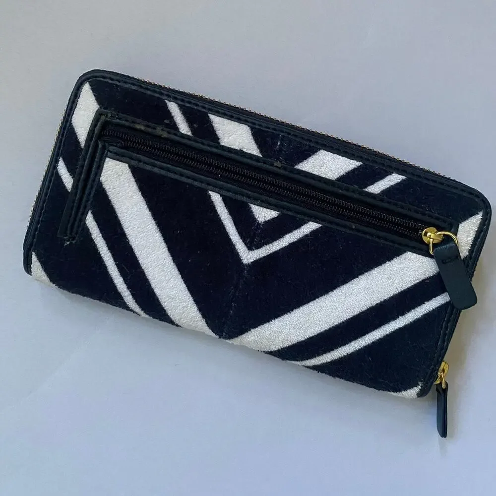 Vintage Juicy Couture Navy White Chevron Continental Zip-Around Wallet Clutch